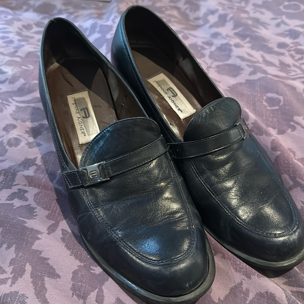 Etienne Aigner Deep Blue Leather Shoes Size 8